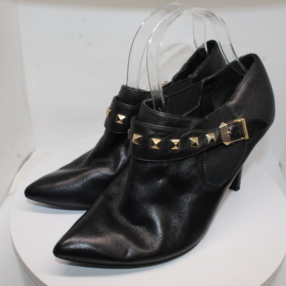 GUESS T Pyramid Studded Sz 8.5M Black Leather Ankle Booties Stilettos Heels #144 - Picture 3 of 16